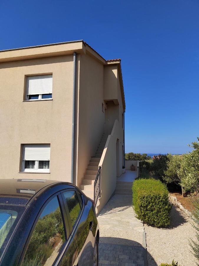Apartments Karla I Ivano Mandre Bagian luar foto